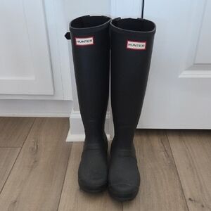 Hunter Classic Black Rain Boots